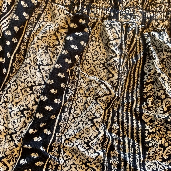 Strapless romper - Picture 2 of 3